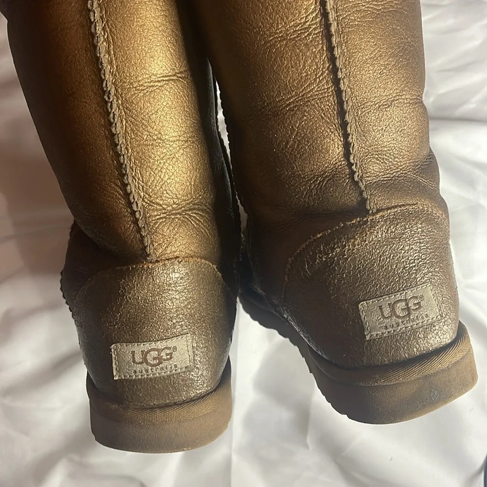 Ugg Womens Classic Tall Metallic Bronze Leather Boots, Size 9, Pull On Sheepskin - Picture 7 of 8